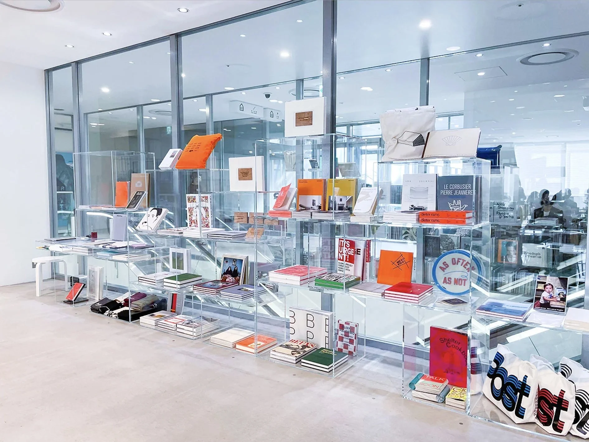 Dover Street Market Ginza — POST